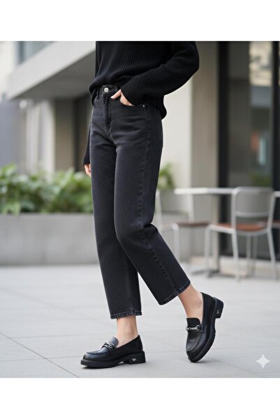 DİVA Чорні шкіряні жіночі повсякденні туфлі з камінцями