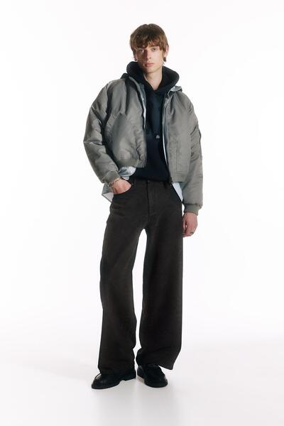 Pull & Bear Yılan desenli geniş paça jean