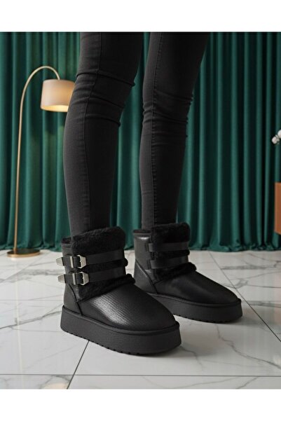 KÜLTÜR ADIM AYAKKABI KADIN KÜRKLÜ SİYAH,BEYAZ KALIN TABAN ŞIK TOKA DETAYLI İÇ...