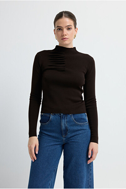 adL Büzgü Detaylı Triko Kazak