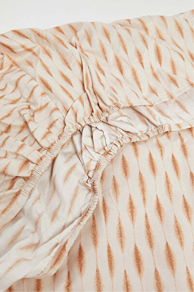REDTAG Beige Geometric Printed Fitted Sheet (Double Size)