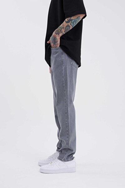 Machinist Men's Loose Fit Jeans Gray