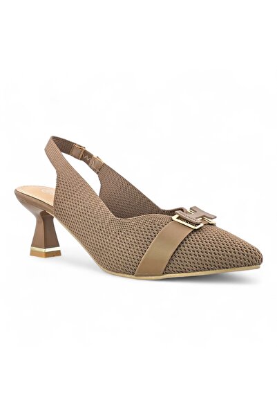 Sunrise Texture Ankle strap pointed closed toe block heel