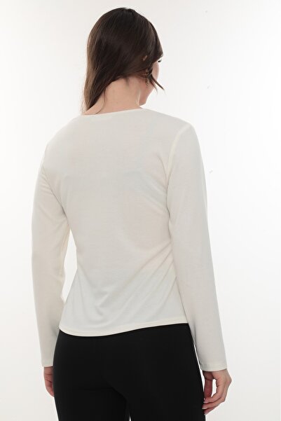 etselements V-Neck Lace Detailed Knitted Blouse