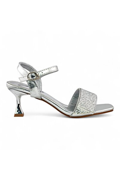 Sunrise صندل مزين بحزام الكاحل وكعب عريض