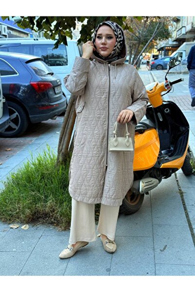 İLGEN TEKSTİL Hooded Pocket Button Detailed Lightweight Quilted Coat