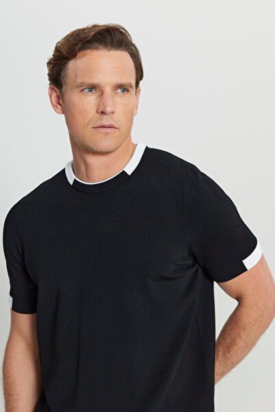 ALTINYILDIZ CLASSICS Men's Black Standard Fit Regular Cut Crew Neck Knitwear T-Shirt