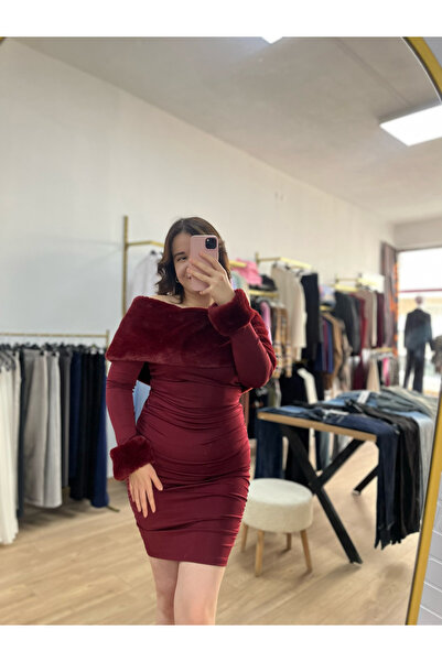 MODA Kolları ve yakası tüğlü elbise kadın yanları büzgülü yeni sezon elbise