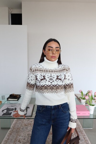 Özge Özgenç Turtleneck Deer Patterned Wool Sweater