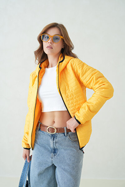 D1fference Kadın İçi Astarlı Rüzgar Geçirmez Sıcak Tutan Elyaf Dolgulu Ultra Hafif Spor Mont