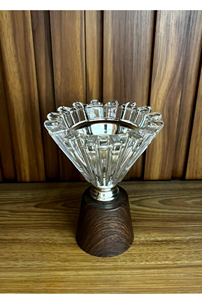 DVINA Luxury crystal incense burner with a solid metal base | Modern ribbed funnel design for elegant decor