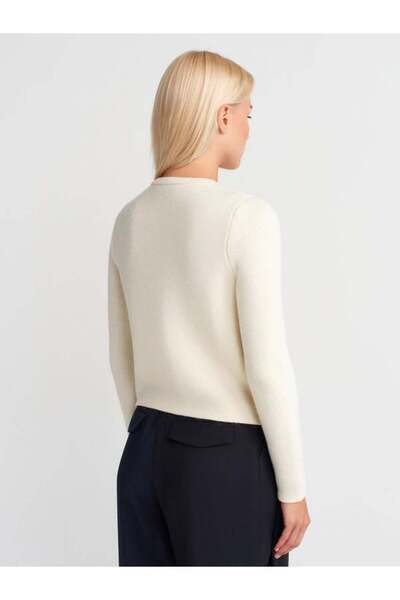 Qu Style Pearl Bow Knitwear