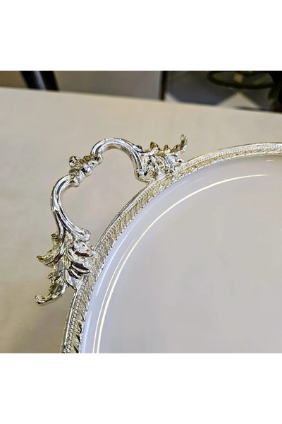 MaviDamla Cast Edge Frame Footed Porcelain Presentation Plate 25 cm Silver