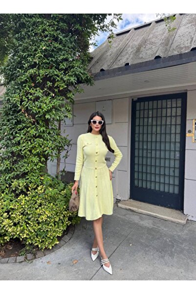 Miss Beyoğlu Kadın Triko Elbise • Fit Kesim • Uzun Kollu • Düğme Detaylı • Pile Etek • Zarif Günlük & Şık Elbise