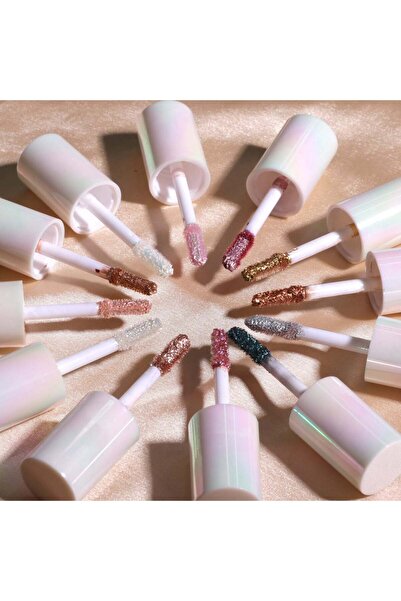 MOİRA Diamond Daze Liquid Shadow (012, Stardust)