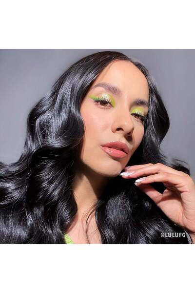 MOİRA Diamond Daze Liquid Shadow (016, Bel Air)