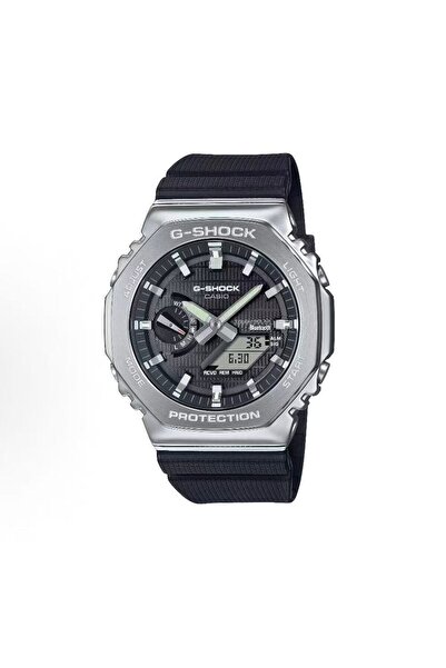 Casio 200 waterproof solar movement with black dial for men and women.