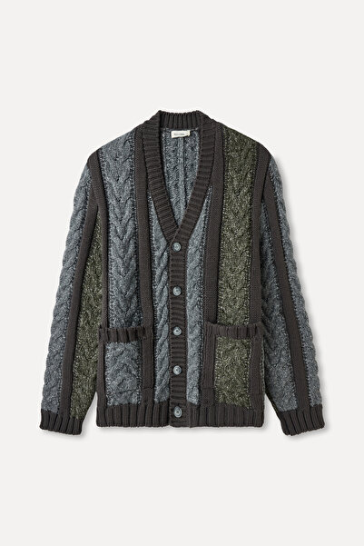 Mudo Color Block Loose Fit V-Neck Cardigan