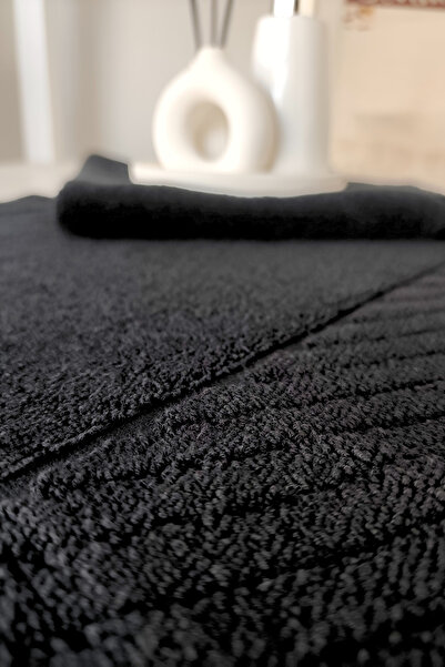 Sevim Set of 2 Diagonal Striped Foot Towels - 100% Cotton Towel Set - 50X70 cm - Black