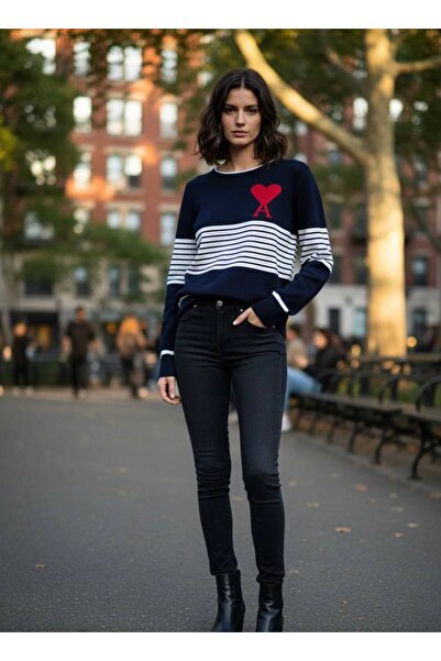 YusGos Women's Crew Neck Thick Striped Heart Embroidered Steel Knit High Quality Knitwear Sweater