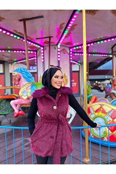 Minel Women's Burgundy Short Fur Vest