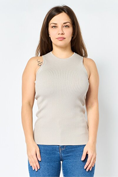 Calvin Klein Women Crew Neck Sleeveless Rubbed Tank Top, Light Grey
