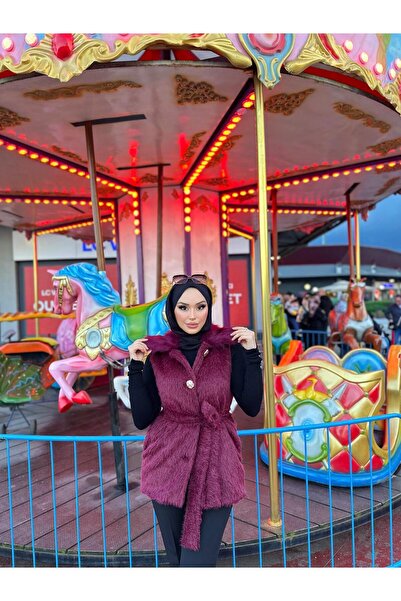 Minel Women's Burgundy Short Fur Vest