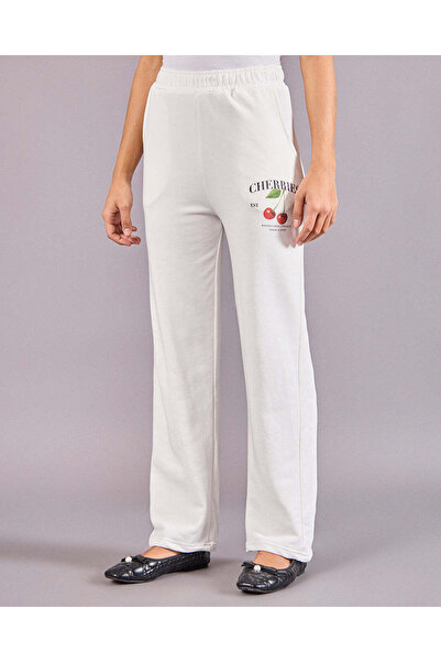 REDTAG بنطلون رياضي نسائي أبيض أرجل واسعة