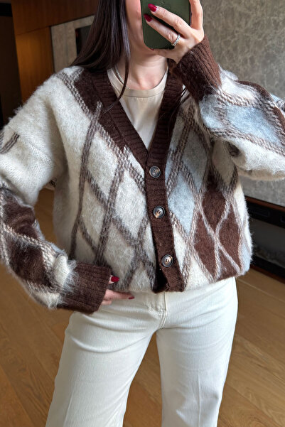 MAGARDE Premium Baklava Pattern Cardigan - Ecru