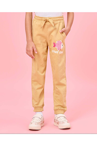 REDTAG بنطلون رياضي أساسي أصفر للبنات