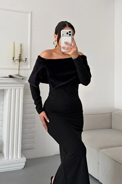 MOZENA Rochie lungă cu guler tip Madonna, cu deschidere la spate, din blană a...