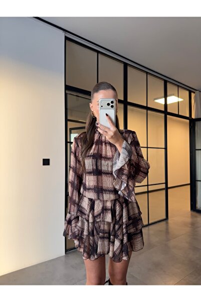 BB Bensu Buyruk Checked Short Tulle Dress with Volants