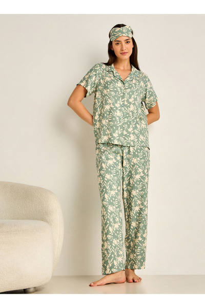 FAV طقم بيجاما (قميص وبنطال بأزرار) من الفيسكوز