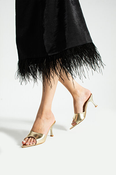 Moppy Kadın İnce Topuklu Sivri Burun Terlik (9cm)