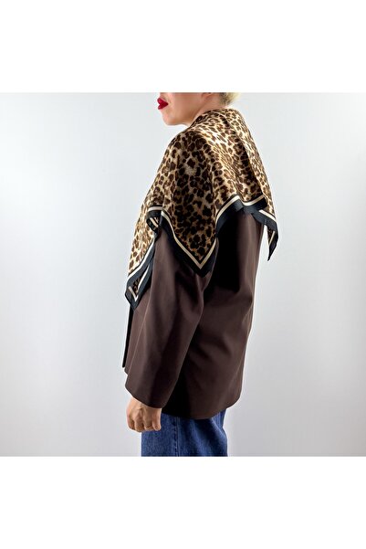 Modaonna وشاح من الساتان بنمط الفهد