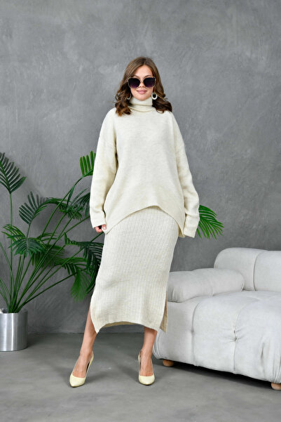 Park Karon طقم تريكو مكون من قصة فضفاضة قطع من سترة نسائية بياقة مدورة وتنورة...