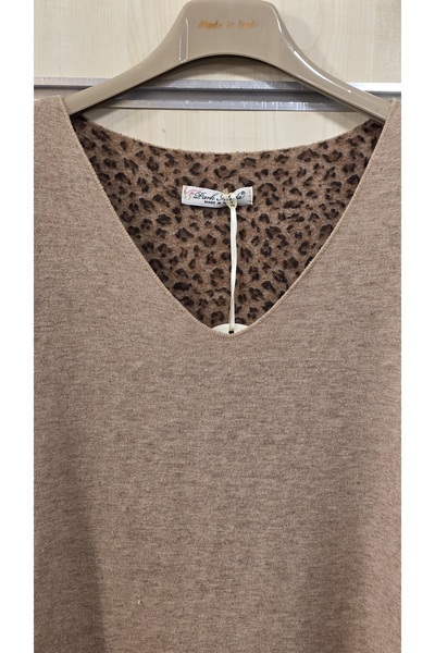 Park Moda Пуловер с мека текстура и леопардов принт отвътре