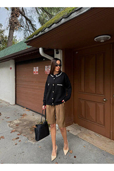 Kienor سترة تريكو نسائية بأزرار مزينة بالأحجار للموسم الجديد