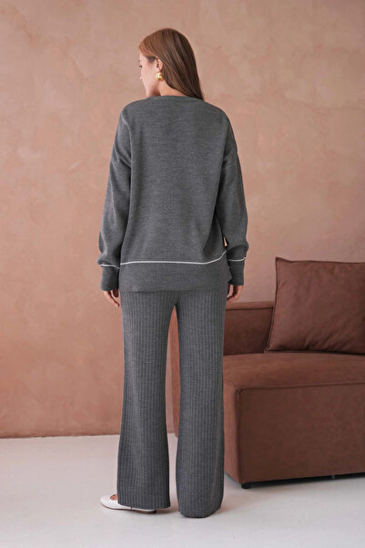 Park Karon Women's Cycling Yak Armdress Sweater Corded Fabric Pants Two-Piece Knitwear Set