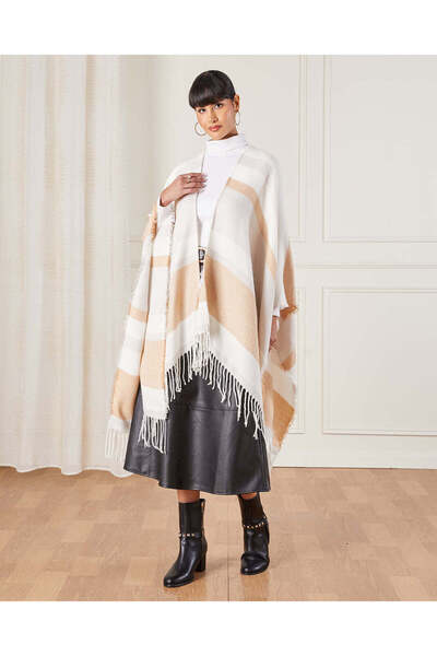 REDTAG بونشو نسائي بيج بإطار من الجاكار