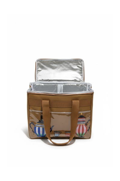 Generic BBQ and camping kit, complete set of tools