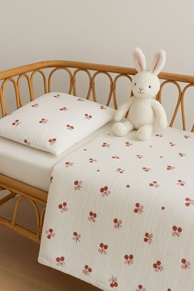 Sevza Kids 100% Cotton 2-Piece Muslin Baby Duvet Cover Set - Cherry Figure - 90X100 35X45