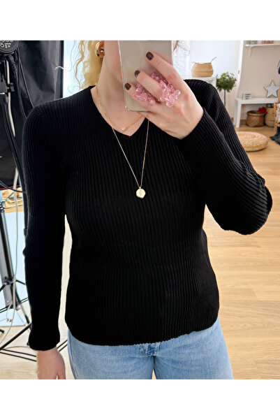 Modaonna Black V-neck basic sweater