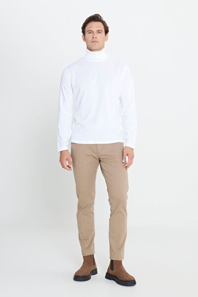 AC&Co / Altınyıldız Classics Πλεκτό πουλόβερ με λαιμόκοψη σε κανονική εφαρμογή Ecru Standard Fit