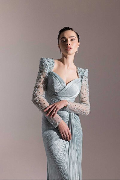 Kenzel Draped the Pinnacle of Elegance with Its Design and Sparkling Shoulder...