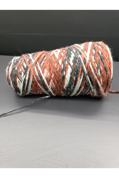 Pİ Yarn خيط صوف 70% للحياكة اليدوية 500 جرام