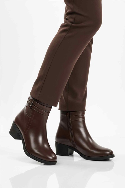 AYAKMOD Γυναικείες μπότες καφέ με γούνινο τακούνι 1006 Z