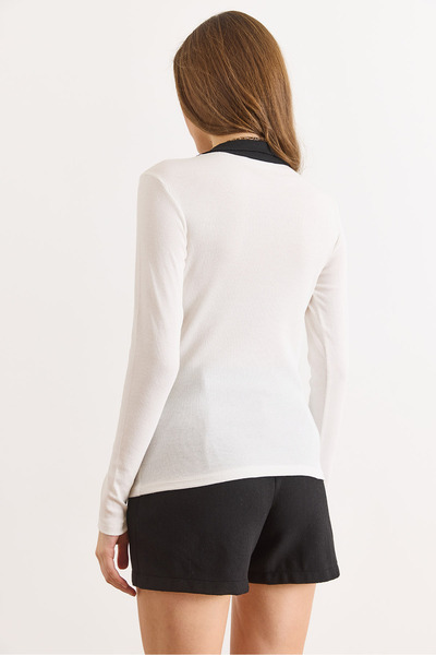 Olalook Women's White Black Collar Detailed Buttoned Corded Fabric Stretchy Blouse Blz-19003181