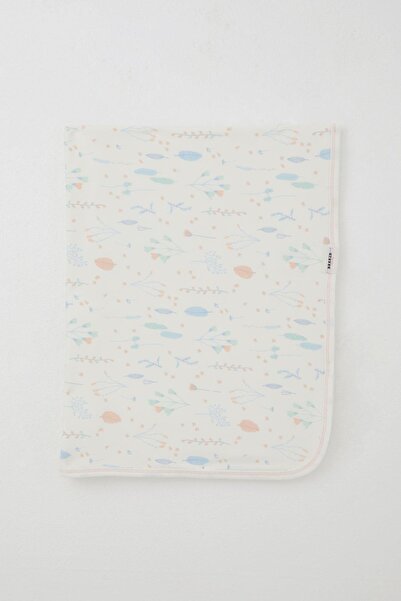 Breeze Newborn Baby Blanket Spring Themed Floral Pattern Standard, Ecru
