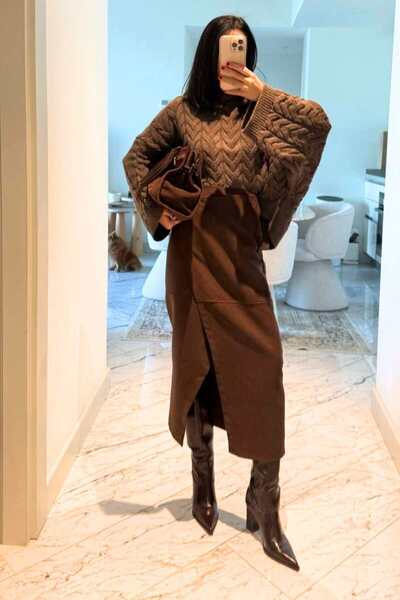 LUV STUDİOS CO تنورة ميدي من جلد الغزال البني شق